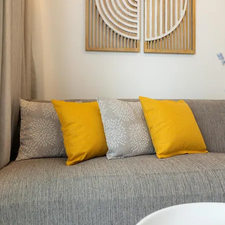 Pine View Urban Living 2 * העיירה רתימנו
